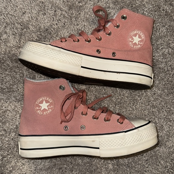 Converse - Picture 3 of 6